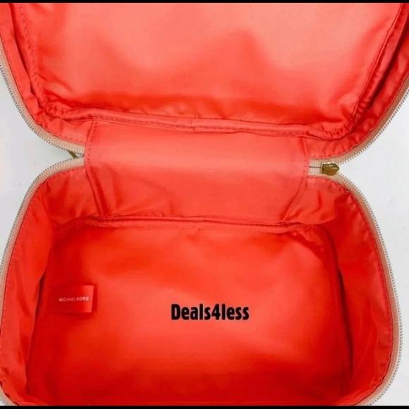 Michael Kors Pouch Cosmetic Bag Train Case Travel - Picture 8 of 8